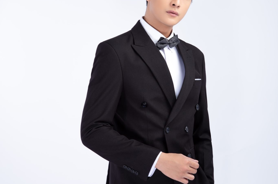 VEST  ĐEN 6 NÚT