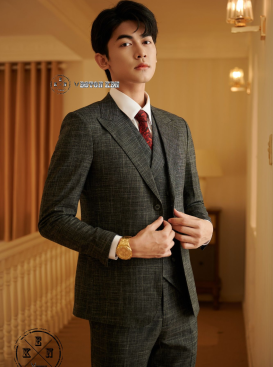 VEST TRẮNG ĐEN XƯỚC